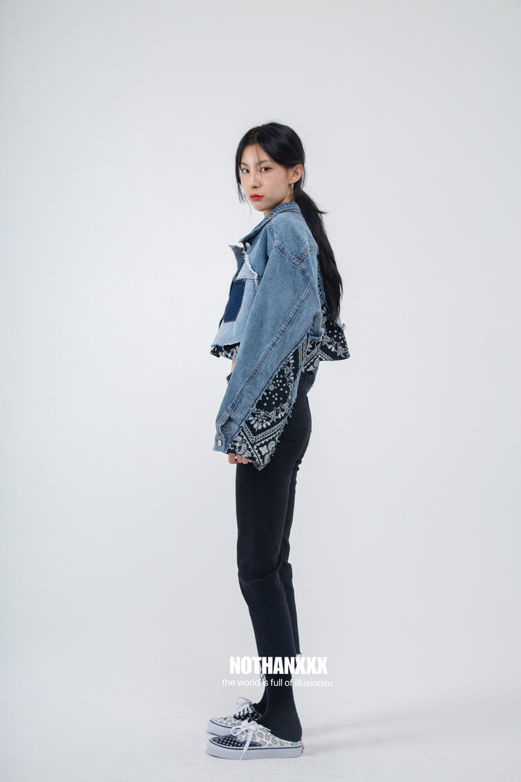 Cashew nut spliced denim jacket.